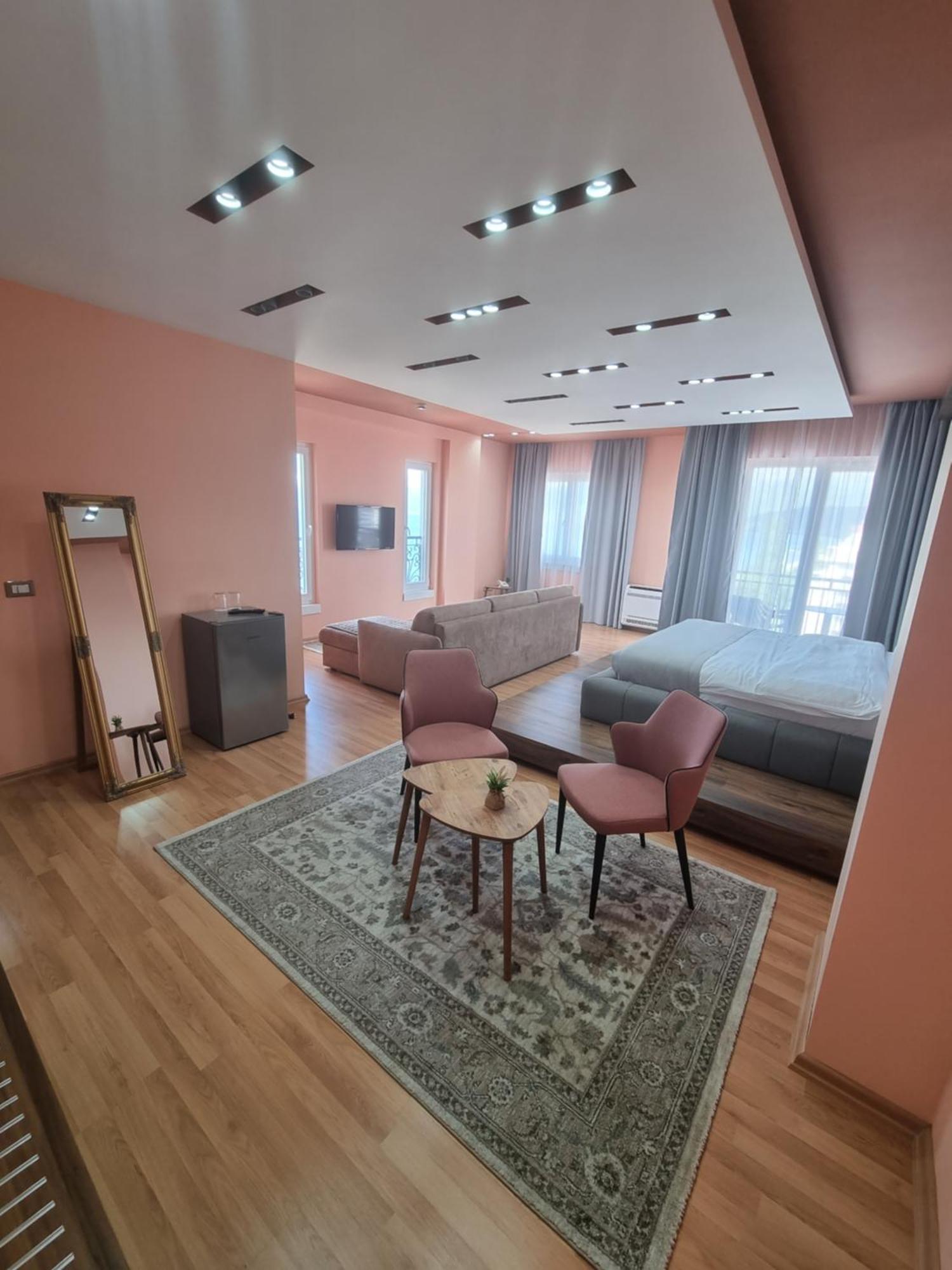 Elite Hotel Pogradec Bilik gambar