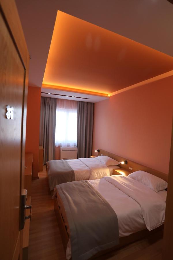 Elite Hotel Pogradec Luaran gambar
