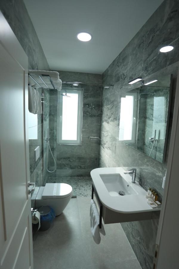 Elite Hotel Pogradec Luaran gambar